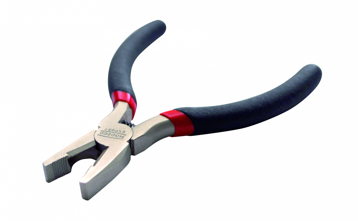 MN-20-00 Combination pliers